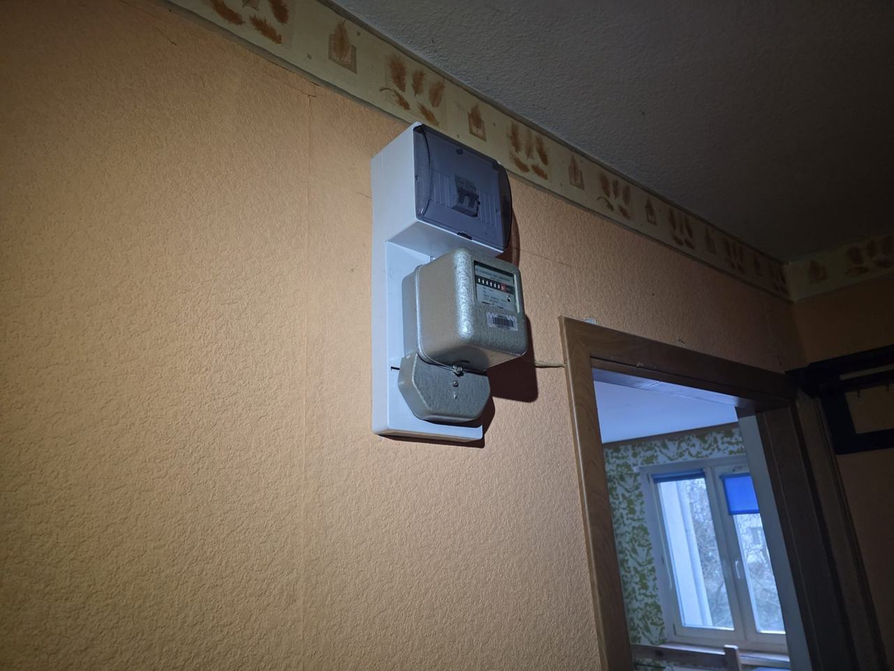 Wymiana rozdzielnicy starego typu — przed i po — zdjęcie 2
